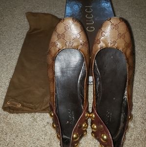 Gucci Flats
